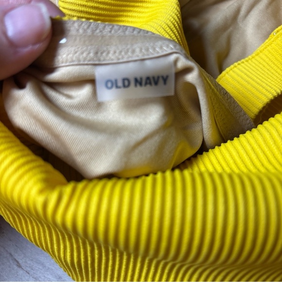 Old Navy Women's Size 4X Rib Bikini Top Adjustable Straps Yellow NWT! - Picture 13 of 16